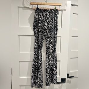 HOT KISS soft bell bottom pants